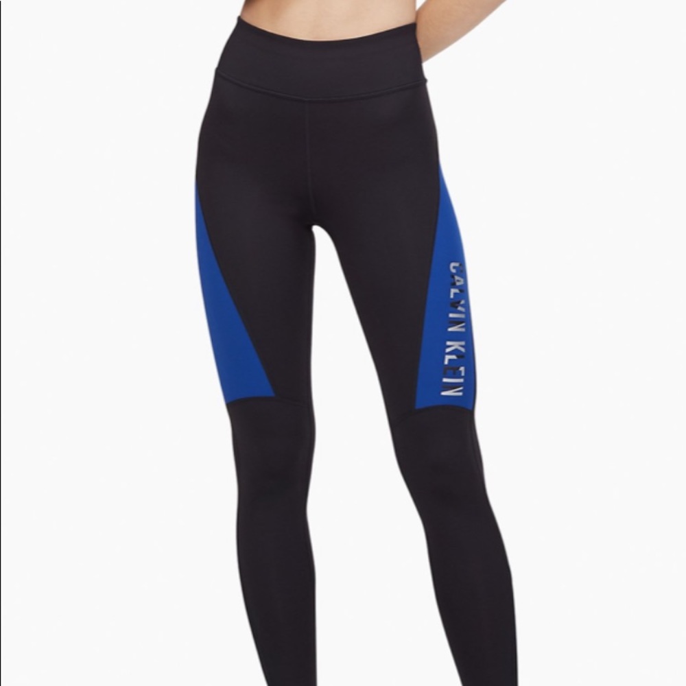 Calvin Klein new leggings size large